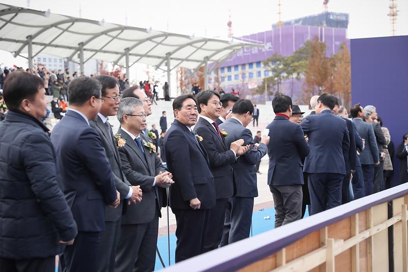 Young-6355.jpg 이미지