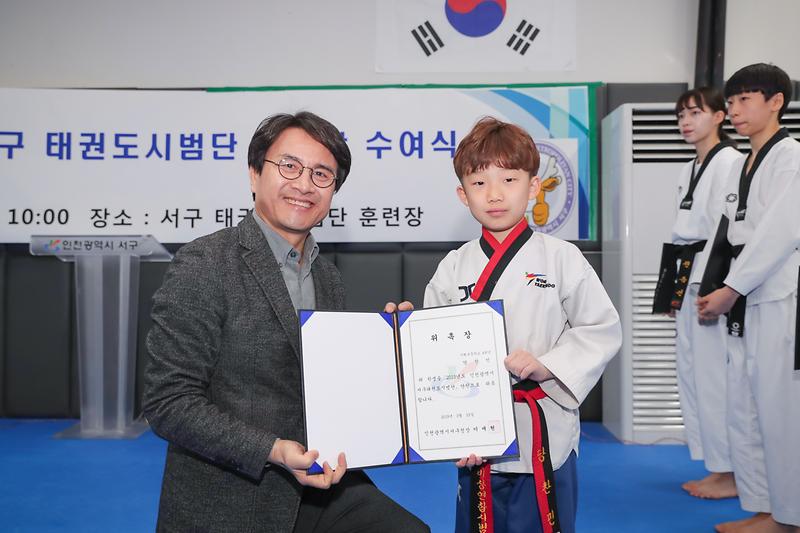 Young-6419.jpg 이미지