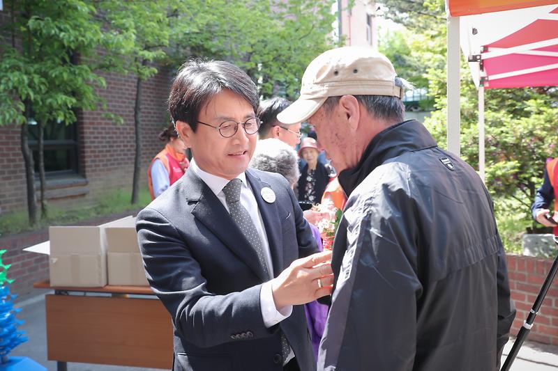 Young-6442.jpg 이미지