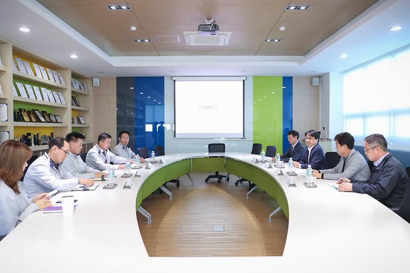 Young-6459.jpg 이미지