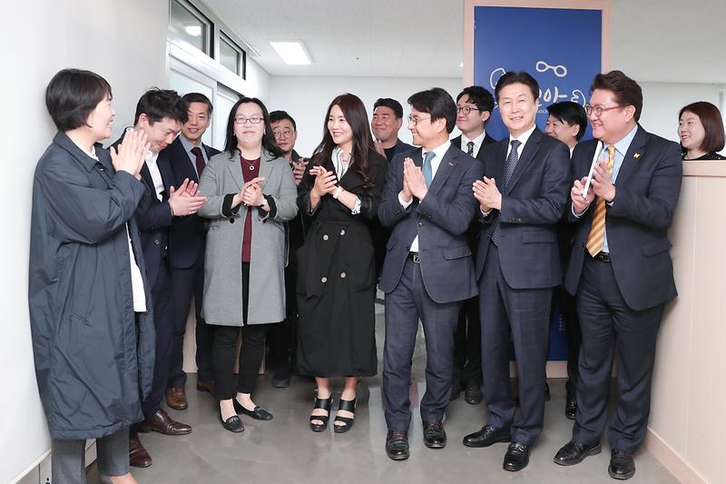 Young-6562.jpg 이미지