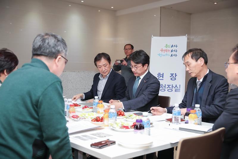 Young-6608.jpg 이미지