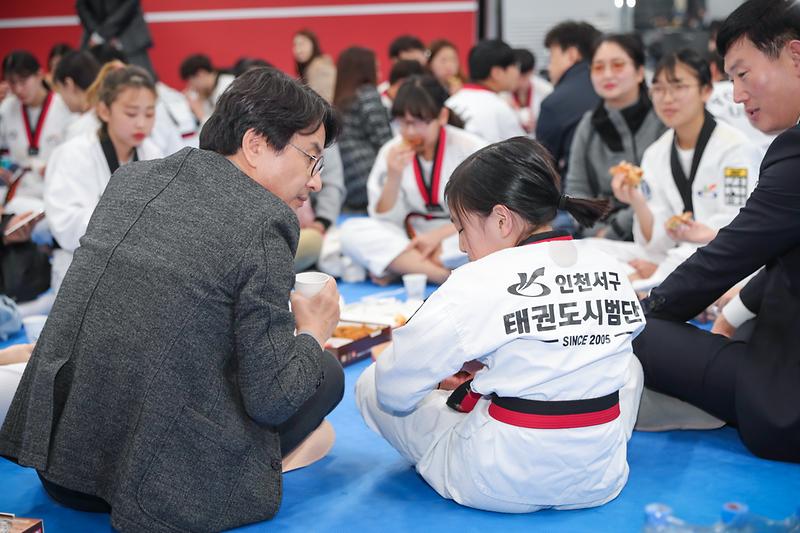 Young-6677.jpg 이미지