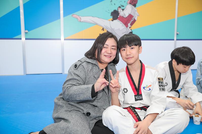 Young-6695.jpg 이미지