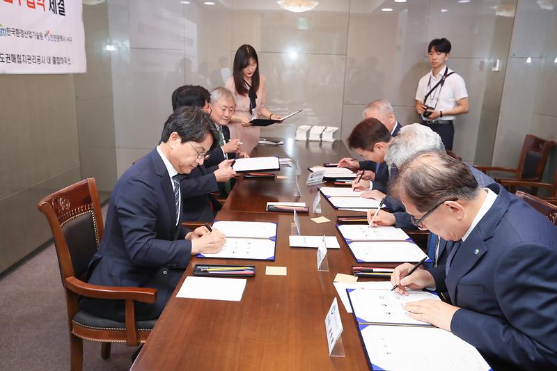 Young-6772.jpg 이미지