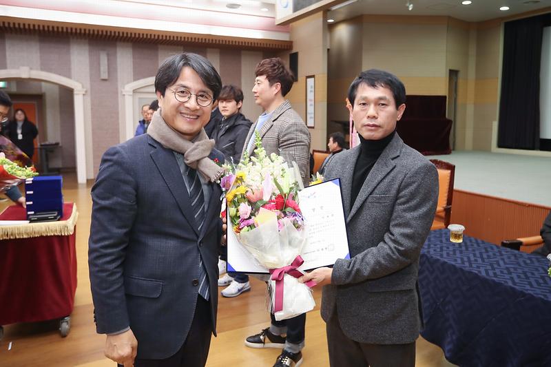 Young-6831.jpg 이미지