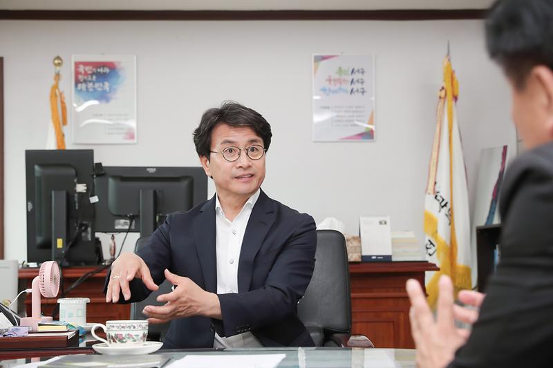 Young-6892.jpg 이미지