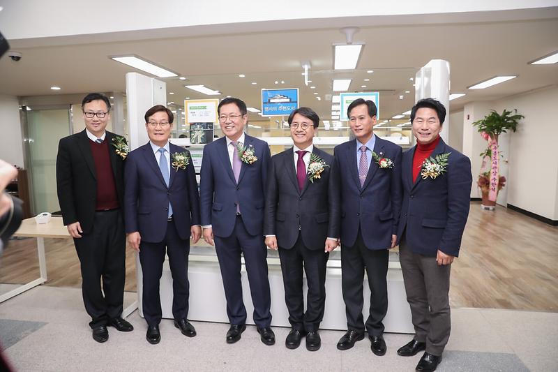 Young-6995.jpg 이미지