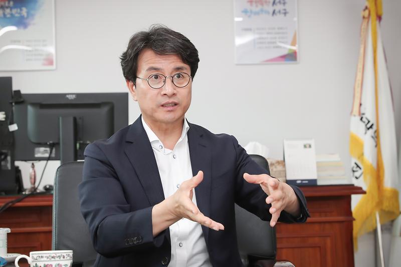 Young-7002.jpg 이미지