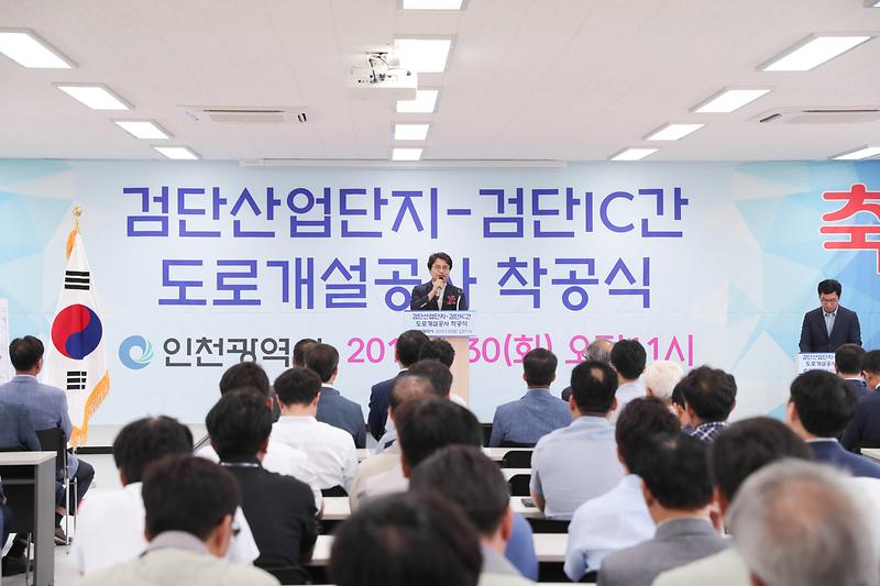 Young-7025.jpg 이미지