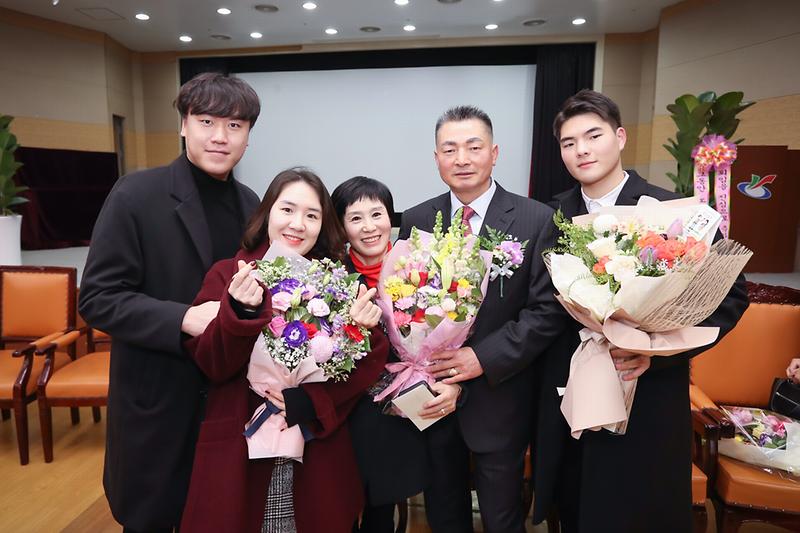 Young-7062.jpg 이미지