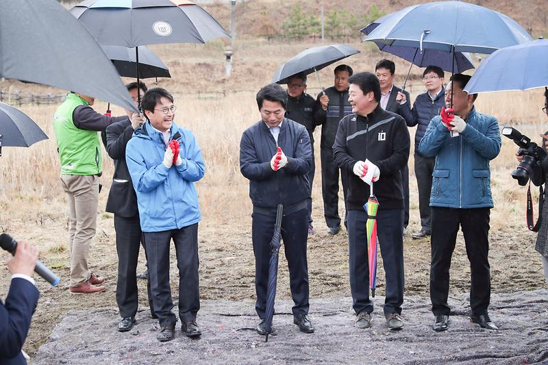 Young-7103.jpg 이미지