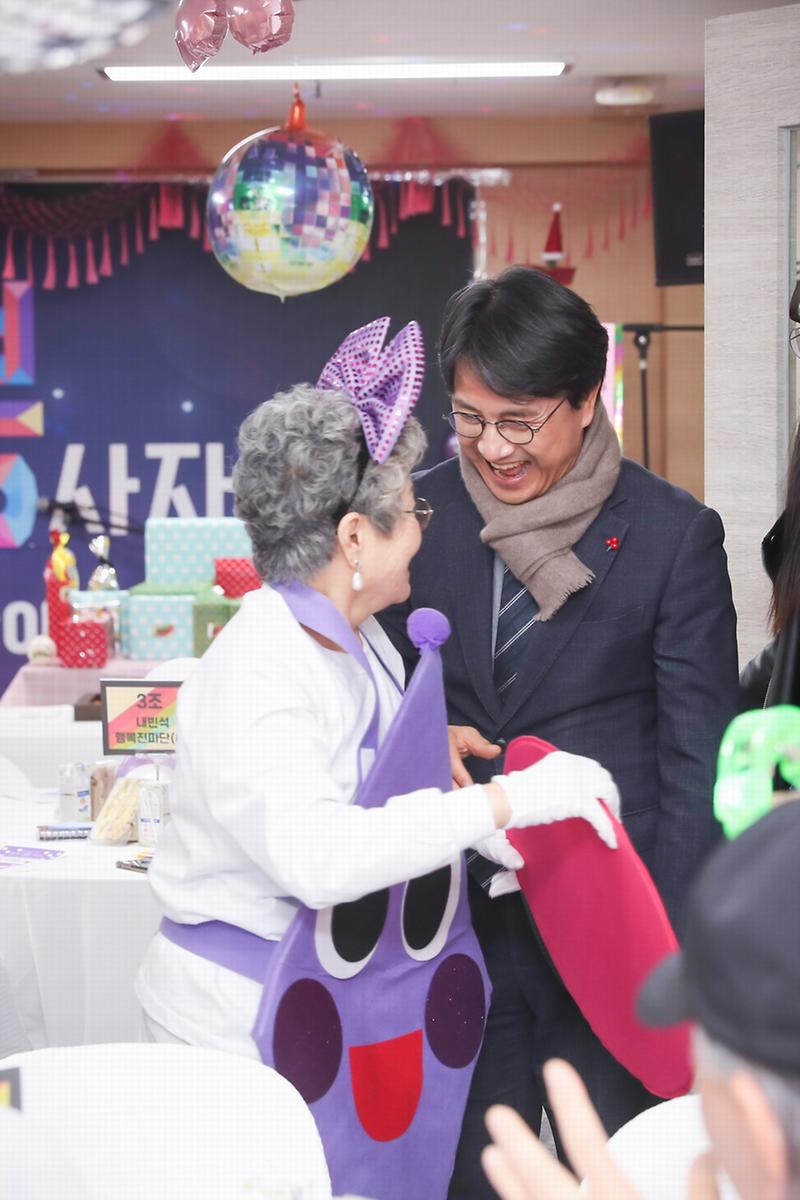 Young-7171.jpg 이미지