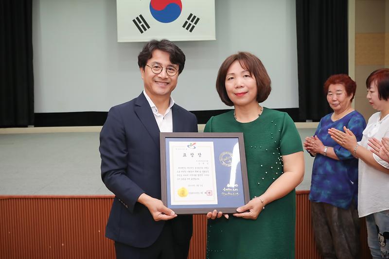 Young-7283.jpg 이미지