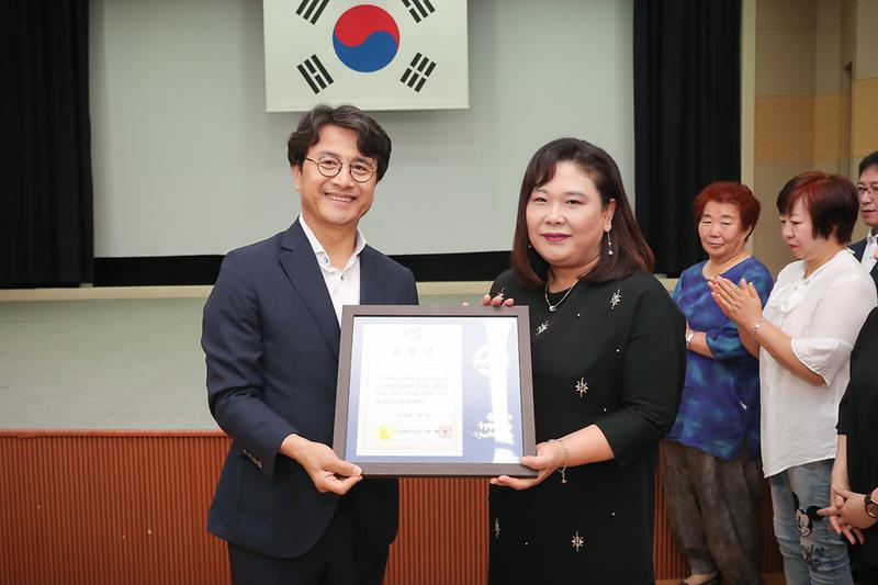 Young-7293.jpg 이미지