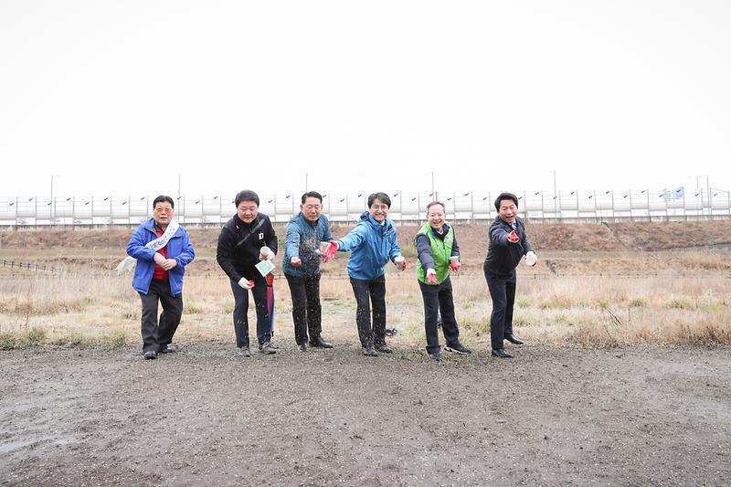 Young-7359.jpg 이미지