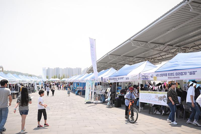 Young-7370.jpg 이미지