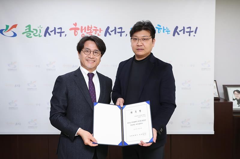 Young-7424.jpg 이미지