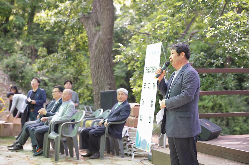 Young-7575.jpg 이미지