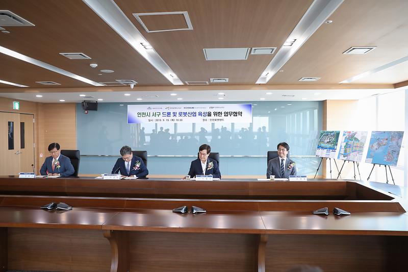 Young-7585.jpg 이미지