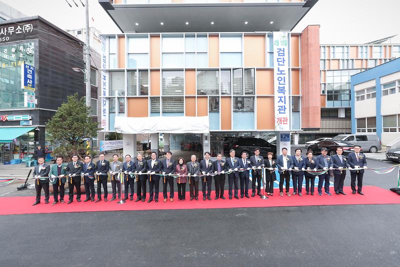 Young-7608.jpg 이미지