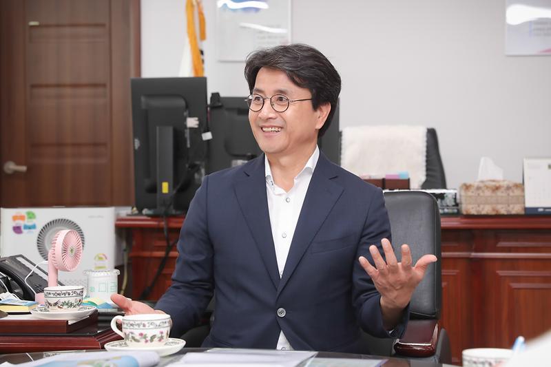 Young-7753.jpg 이미지