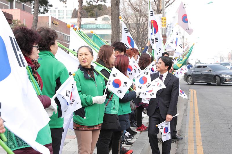 Young-7794.jpg 이미지