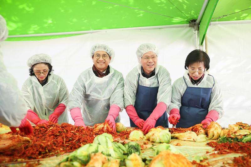 Young-7811.jpg 이미지