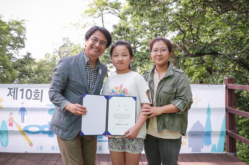 Young-7867.jpg 이미지