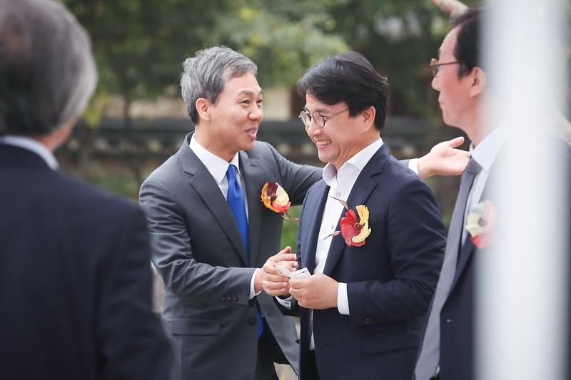 Young-7873.jpg 이미지