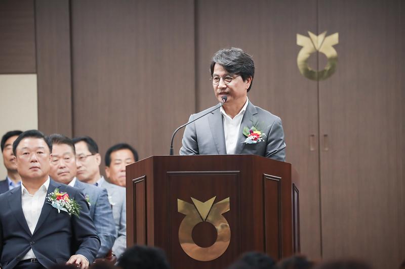 Young-7887.jpg 이미지