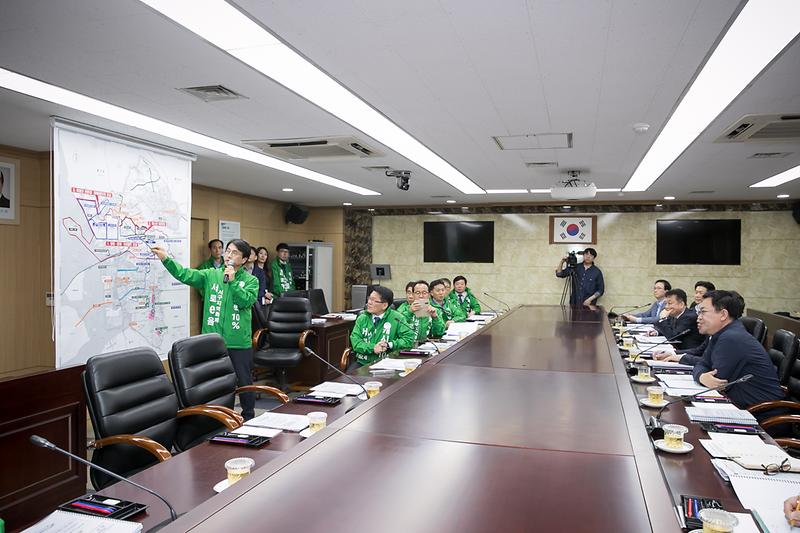 Young-7899.jpg 이미지