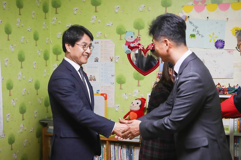 Young-7946.jpg 이미지