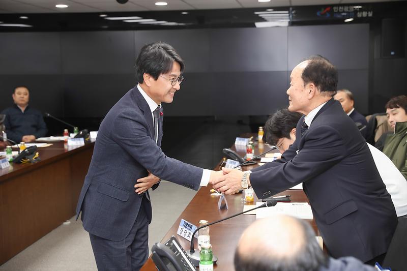 Young-7986.jpg 이미지