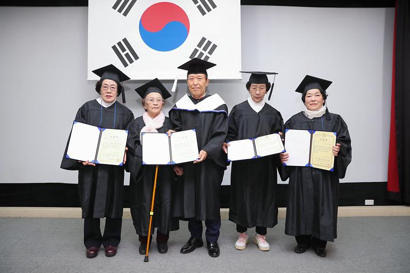 Young-8143.jpg 이미지