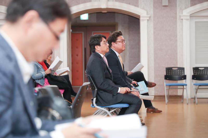 Young-8220.jpg 이미지