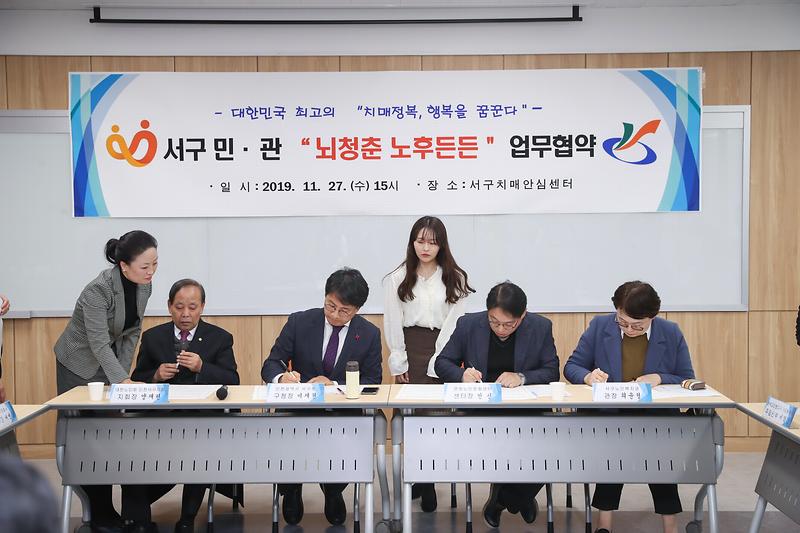 Young-8312.jpg 이미지