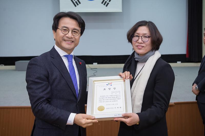 Young-8418.jpg 이미지