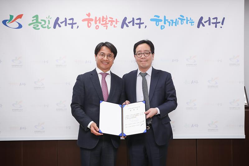 Young-8442.jpg 이미지