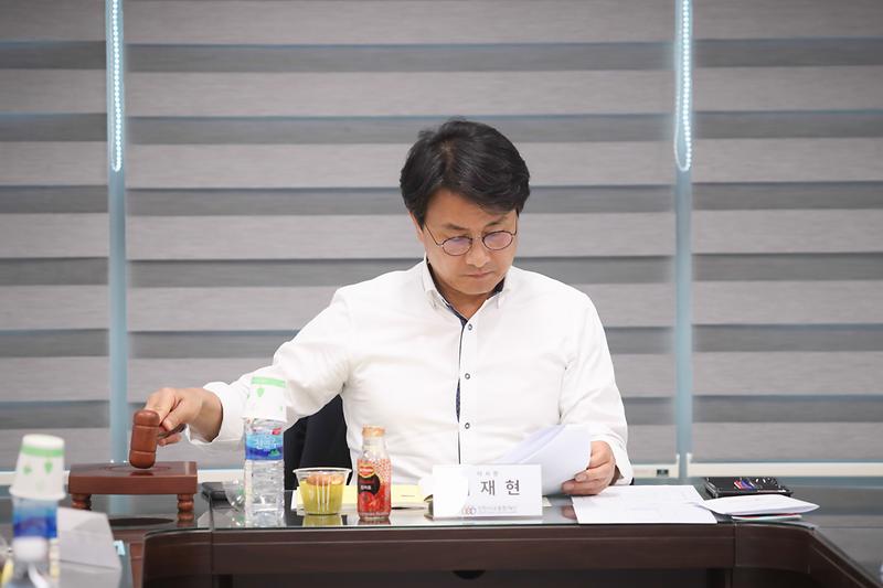 Young-8505.jpg 이미지