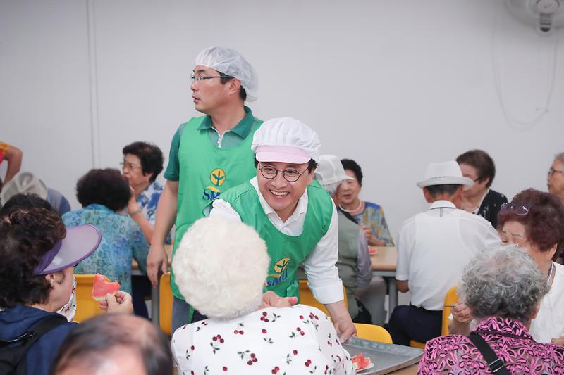 Young-8515.jpg 이미지