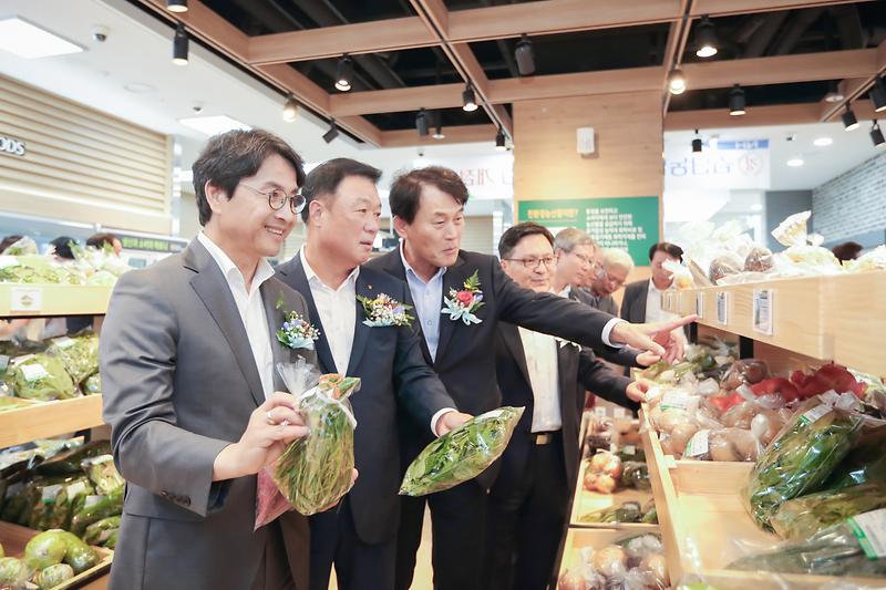 Young-8572.jpg 이미지