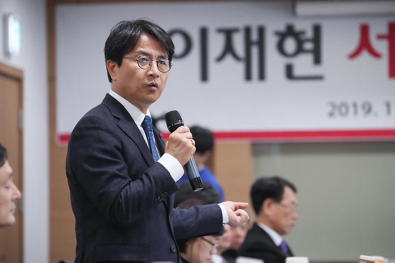 Young-8622.jpg 이미지