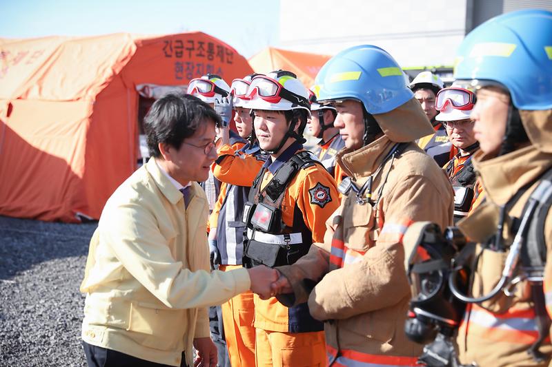 Young-8672.jpg 이미지