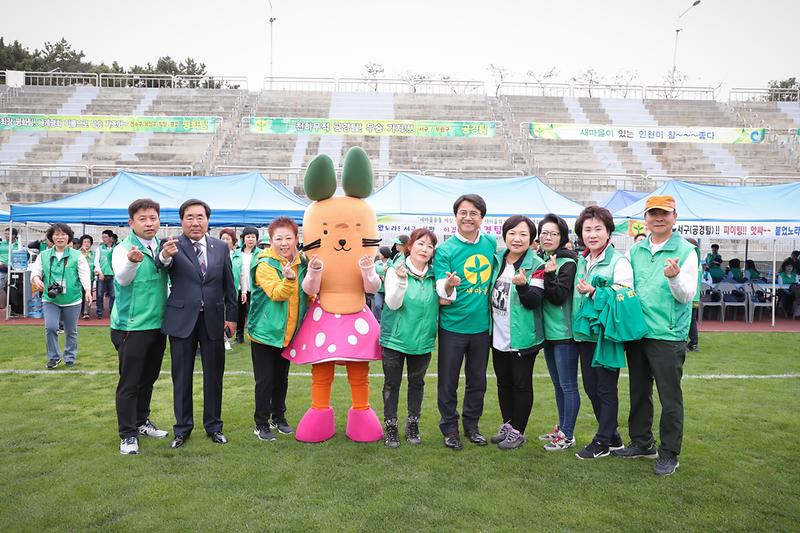 Young-8819.jpg 이미지