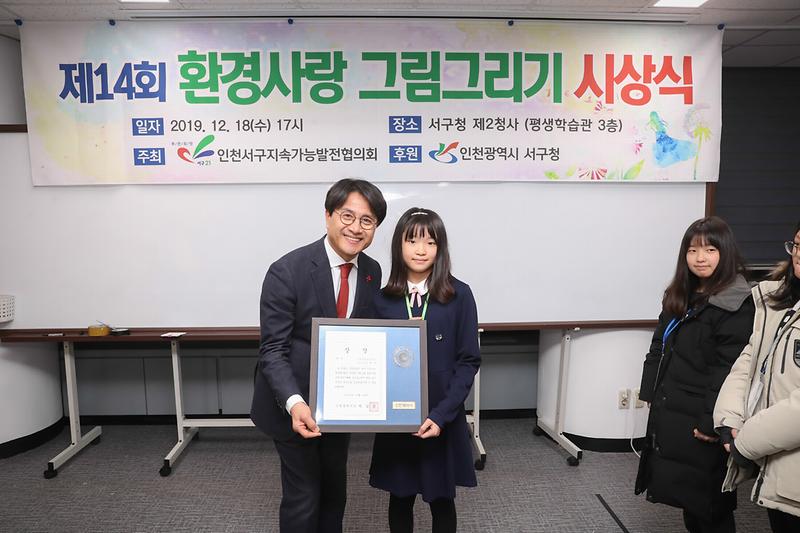 Young-8840.jpg 이미지