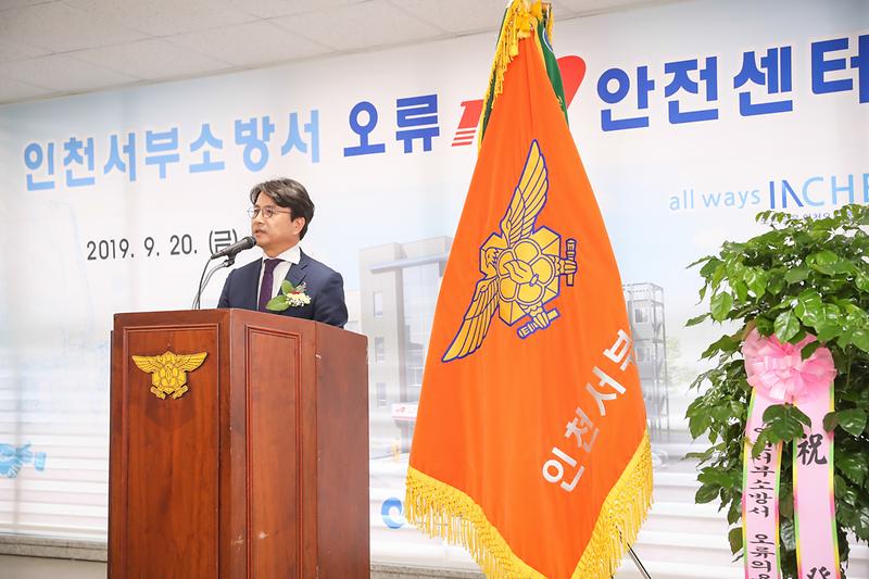 Young-8848-2.jpg 이미지