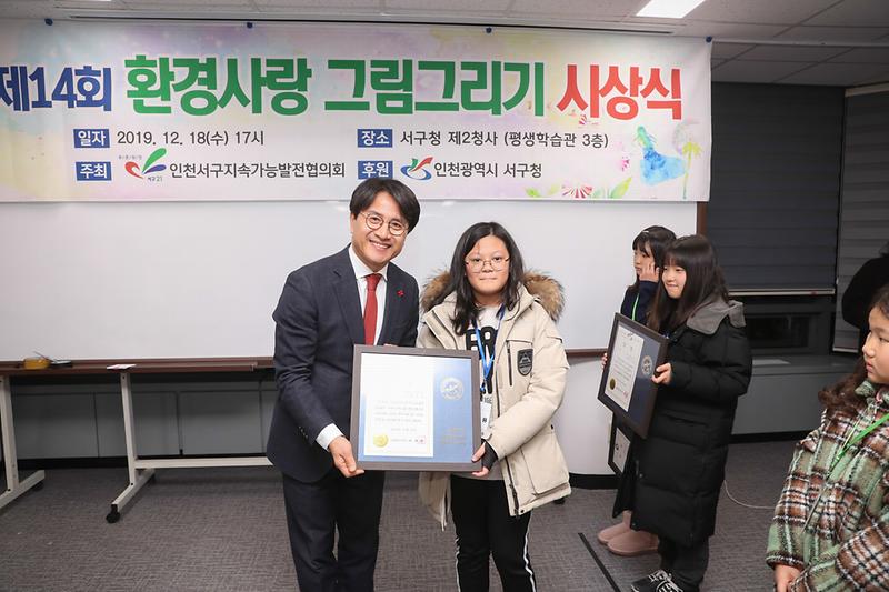 Young-8866.jpg 이미지