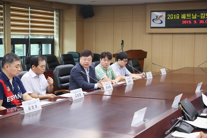 Young-9037-2.jpg 이미지