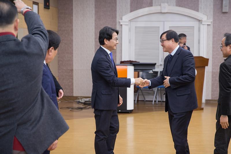 Young-9063.jpg 이미지